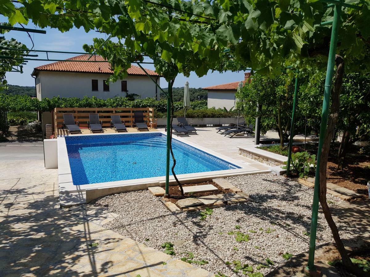 Apartment Petrinic V Pula Zewnętrze zdjęcie